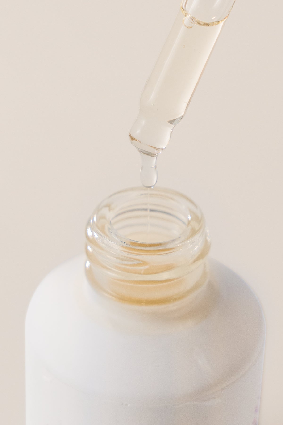 VITAMIN C+FE Exfoliating Night Serum | Glow Booster Antioxidant Serum